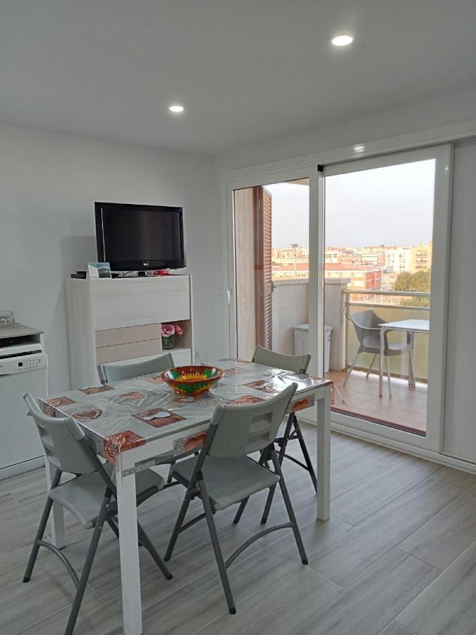 Apartamento Con Vistas, Entre Mar Y Montana Hospitalet De L'Infant Luaran gambar